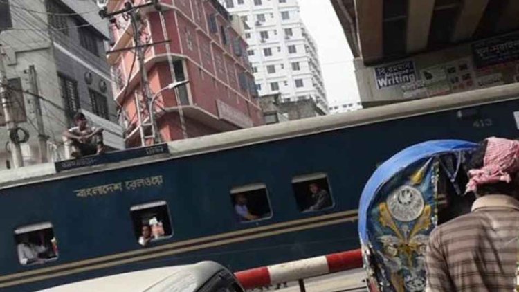 মালিবাগে ট্রেনের ধাক্কায় প্রাণ গেল নিরাপত্তাকর্মীর