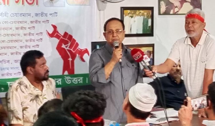 সুযোগ থাকলেও যুদ্ধে যাননি, গাড়িতে পতাকা ওড়াচ্ছেন, কাদেরকে ফিরোজ