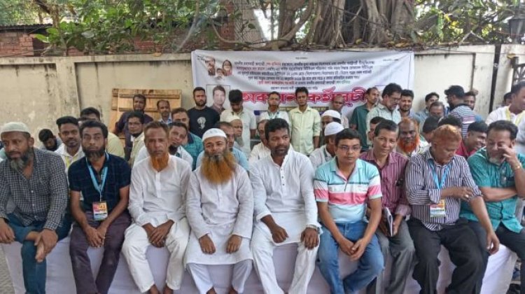 চাকরি স্থায়ীকরণের দাবিতে লাগাতার অবস্থান বিটিসিএল কর্মচারীদের