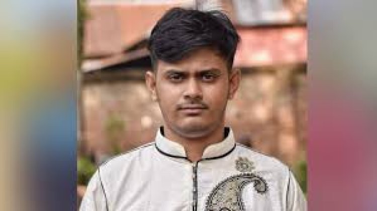প্রেমিকা বিয়ের চাপ দেওয়ায় ভারতে পালালেন ছাত্রলীগ নেতা