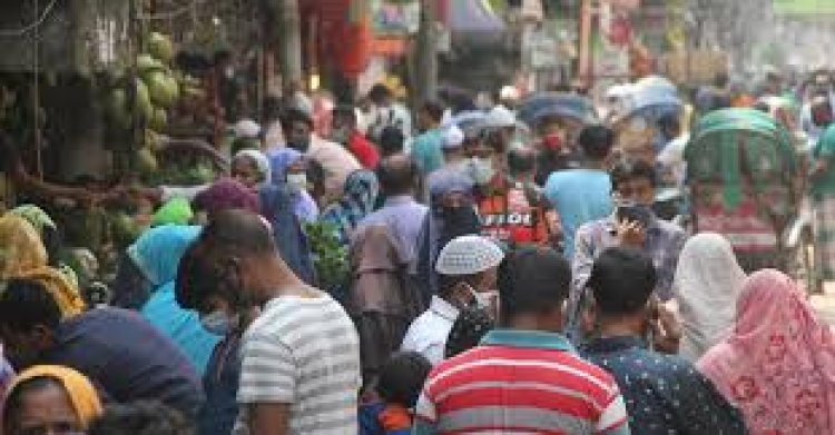 নিত্যপণ্যের চড়া দামে পিষ্ট সাধারণ মানুষ