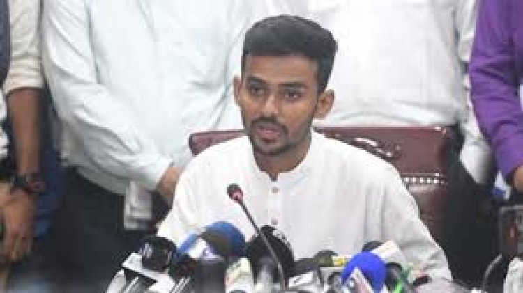 সাংবাদিকদের প্রতি ক্রীড়া উপদেষ্টা আসিফের দুই অনুরোধ