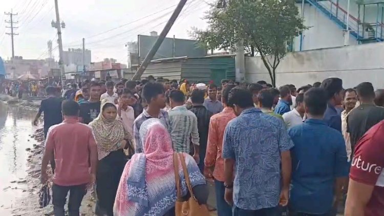 আশুলিয়ায় ১৫ পোশাক কারখানায় সাধারণ ছুটি