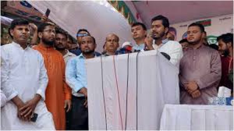 একই সঙ্গে দলীয় প্রধান ও সরকারপ্রধান নয়, বললেন নুর