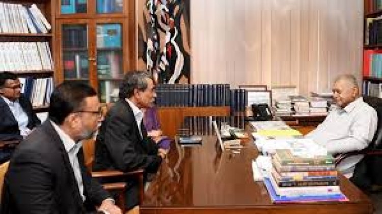 সংবিধান সময়োপযোগী করার পরামর্শ ড. কামাল হোসেনের