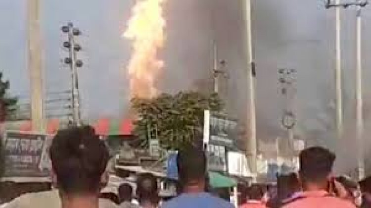 ময়মনসিংহে ফিলিং স্টেশনে ভয়াবহ আগুন, নিহত ১