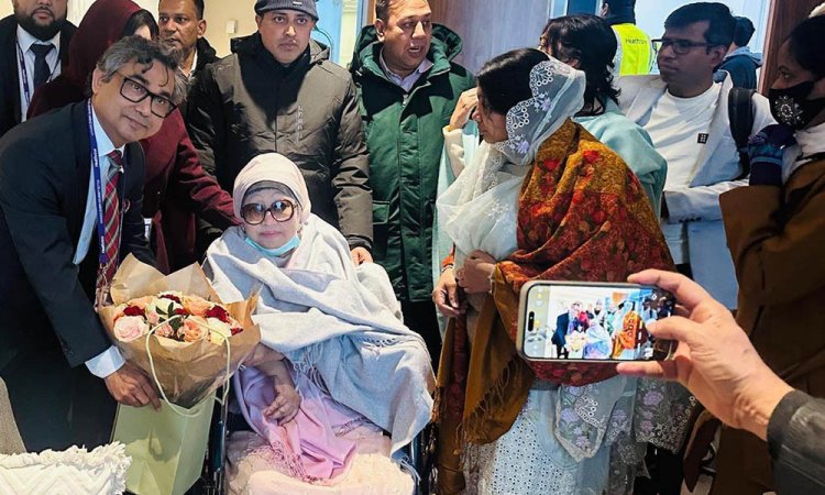 লন্ডন পৌঁছেছেন খালেদা জিয়া