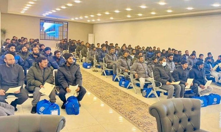 লিবিয়া থেকে দেশে ফিরলেন আরো ১৭৬ বাংলাদেশি