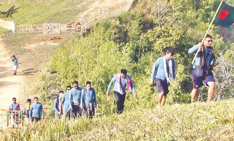 জনপ্রিয় হাইকিং