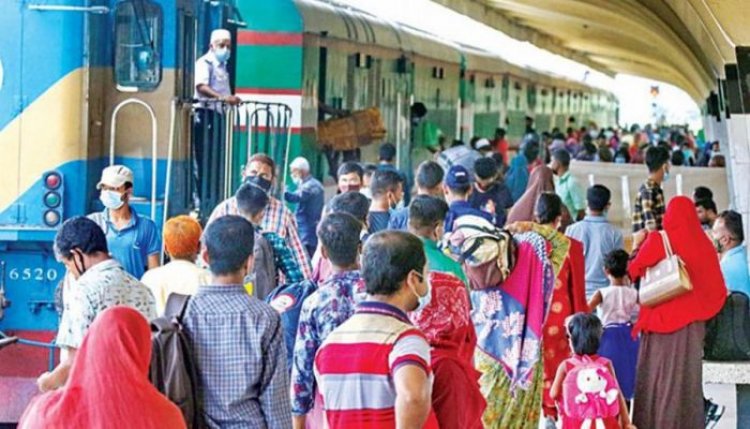 ঈদযাত্রার তৃতীয় দিনে ঢাকা ছেড়ে যাবে ৬৯টি ট্রেন