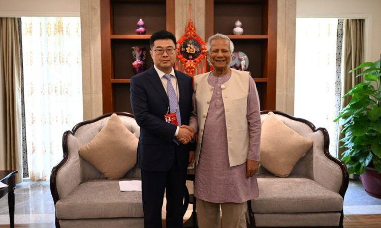 প্রধান উপদেষ্টার সঙ্গে চীনের রপ্তানি-আমদানি ব্যাংক চেয়ারম্যানের সাক্ষাৎ
