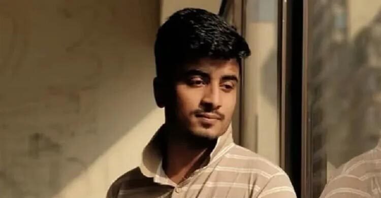 পারভেজ হত্যার ঘটনায় দুই ছাত্রী সাময়িক বহিষ্কার