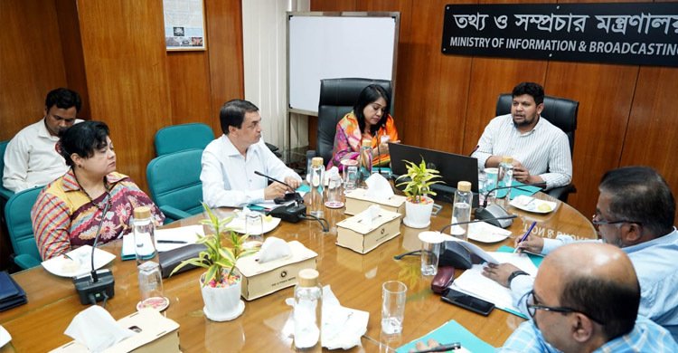 গুজব মোকাবিলায় জেলা তথ্য অফিসকে কাজ করতে হবে- তথ্য উপদেষ্টা